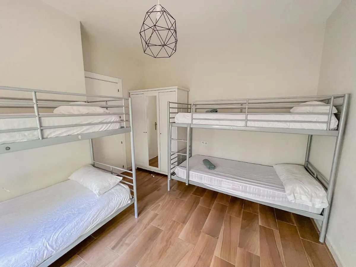 바르바투케 호스텔 말라가 B&B