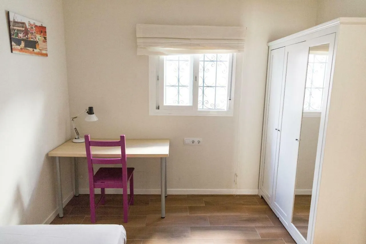 Bed & Breakfast Barbatuke Eco-Homestel Málaga